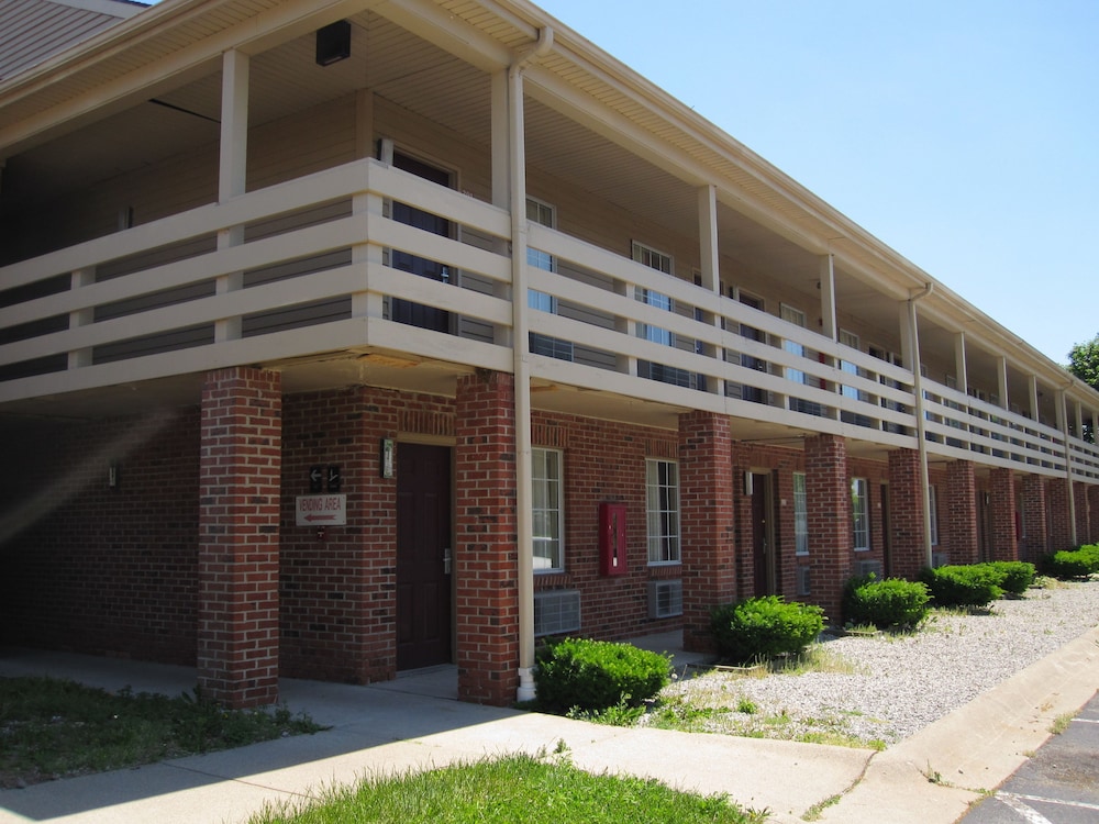 Budget Inn Toledo/Maumee Budget Inn Toledo/Maumee