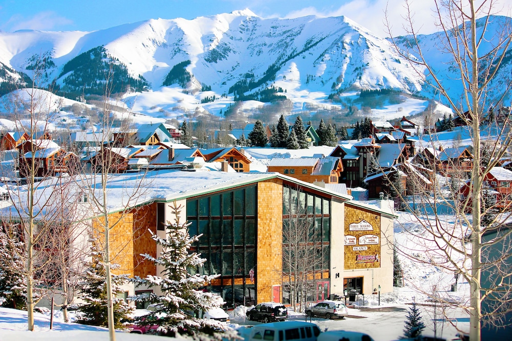 Three Seasons By Crested Butte Lodging Three Seasons By Crested Butte Lodging