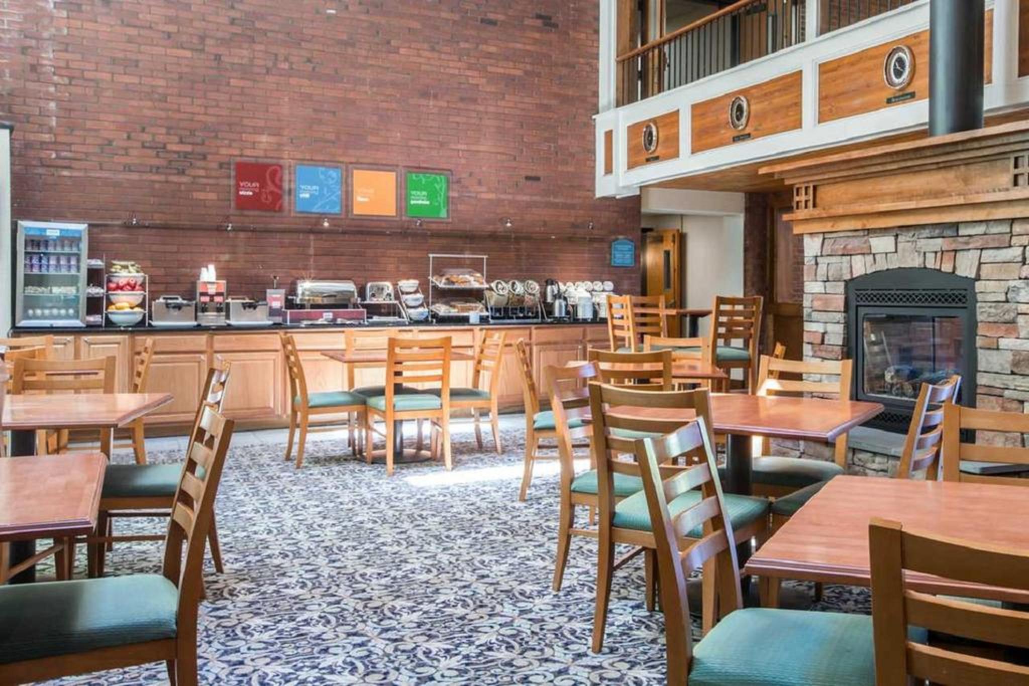 Comfort Suites South Burlington Comfort Suites South Burlington