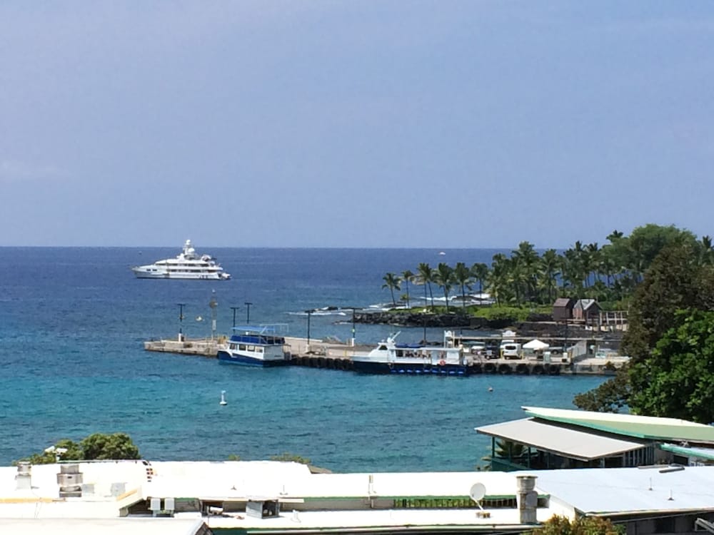 Kona West Kona West